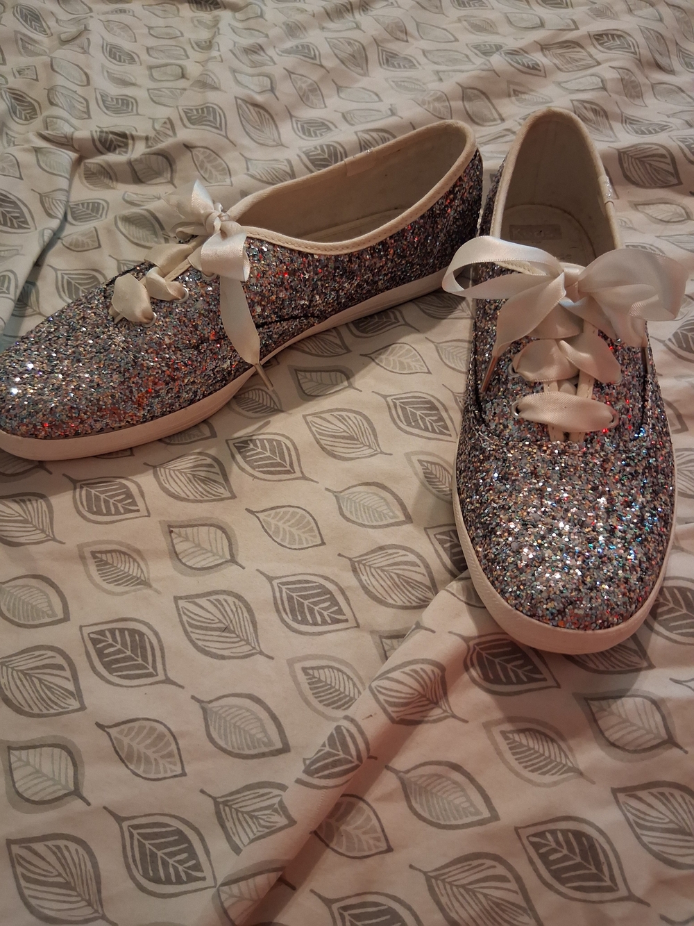 kate spade Keds Womens Silver Glitter Lace-Up Sneakers with Satin Laces